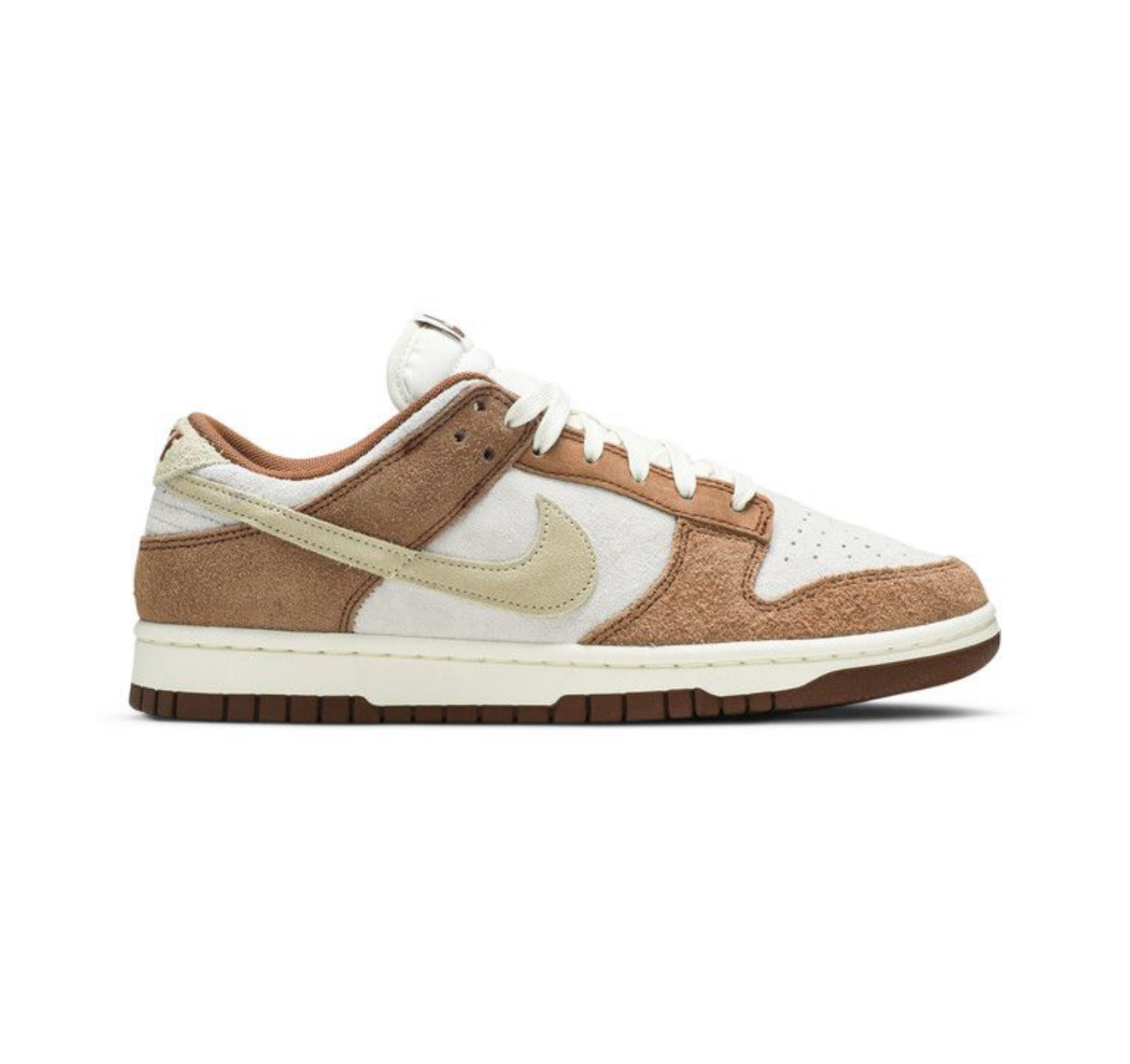 Dunk Low Premium 'Medium
Curry'