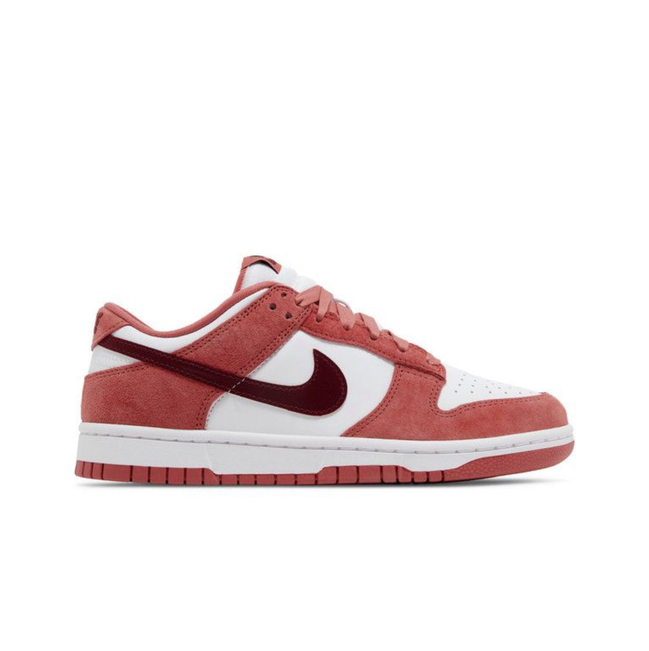 Wmns Dunk Low 'Valentine's Day
2024'