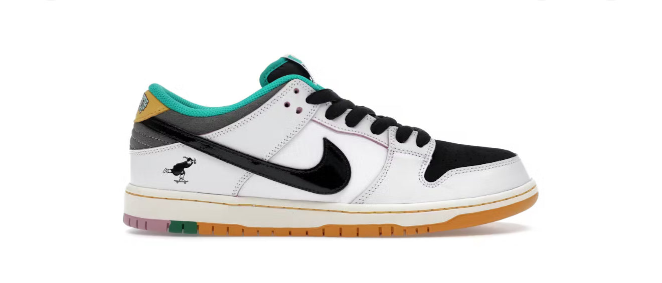 Nike SB Dunk Low
CSEF