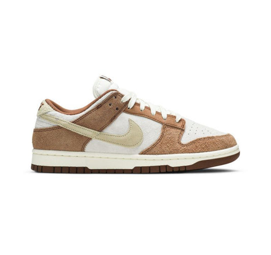 Dunk Low Premium 'Medium
Curry'