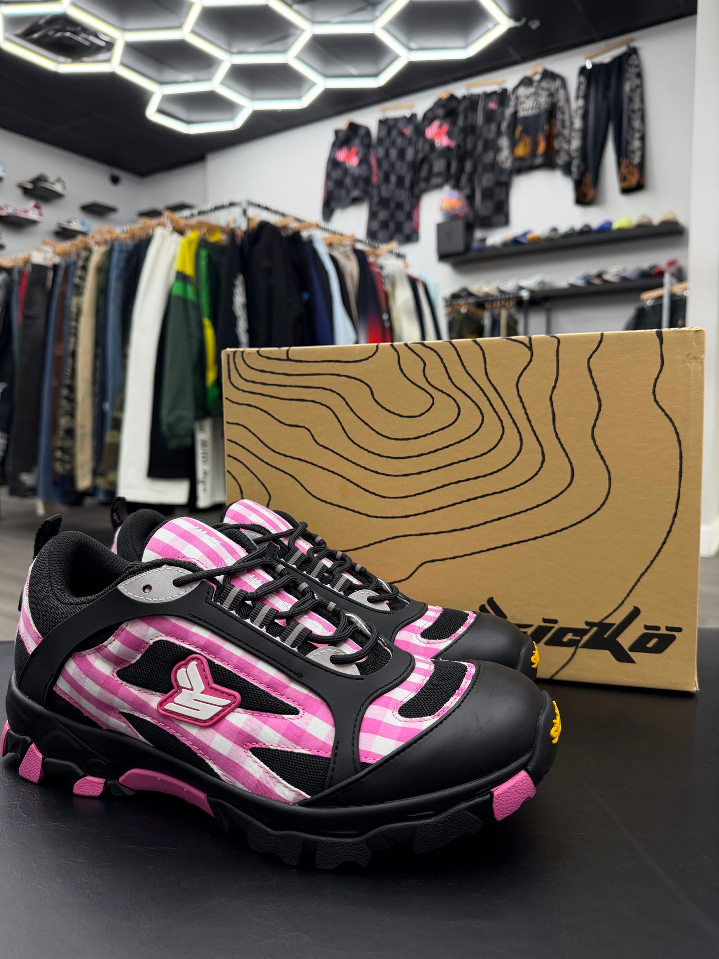 Eric Emanuel Sicko Black & Pink