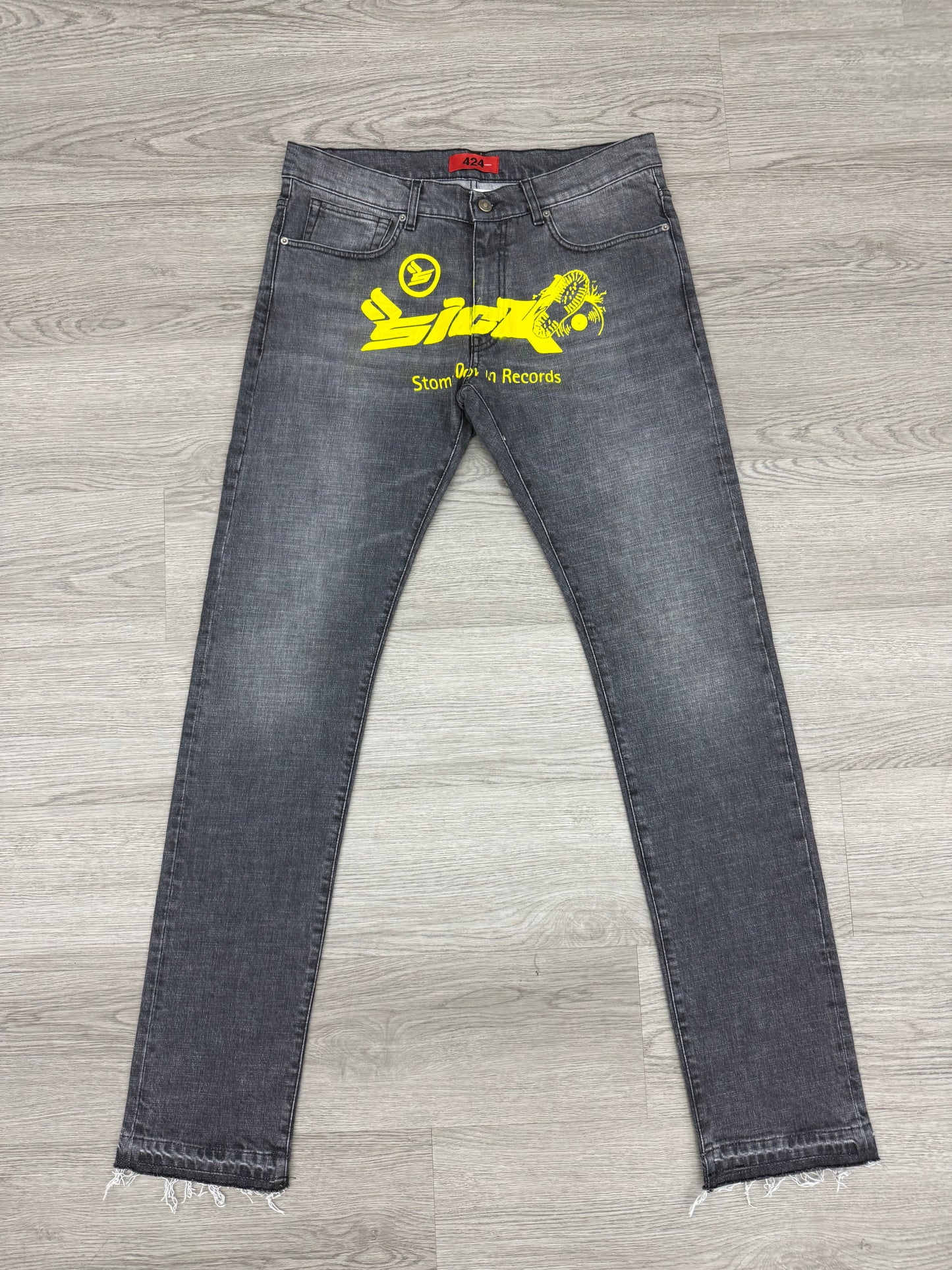 Sicko/424 Grey/Yellow Jeans